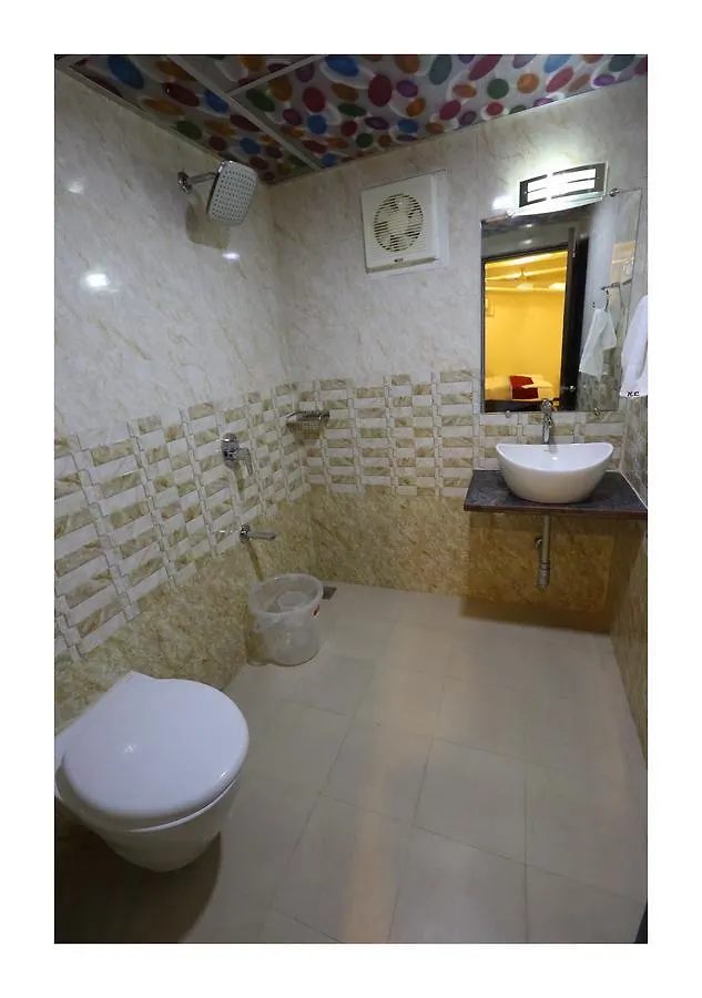 Hotel Kochi Caprice 3*,